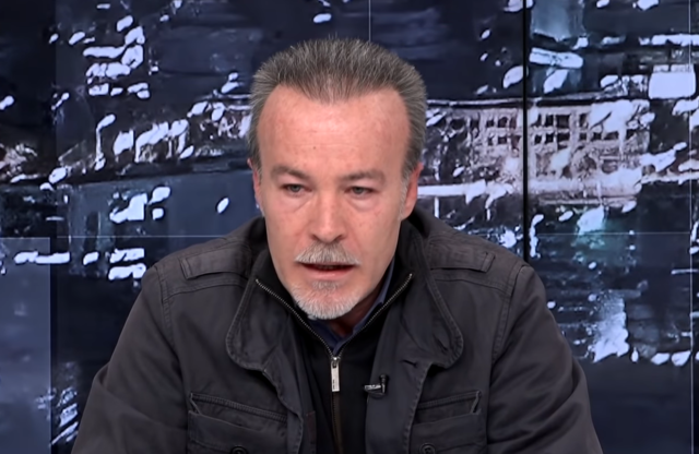 ΠΑΜΕ: Να ανακληθεί η δίωξη σε βάρος του δημοσιογράφου Νίκου Μπογιόπουλου