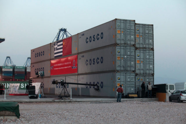 Νέα 48ωρη απεργία των εργαζομένων στις προβλήτες της Cosco