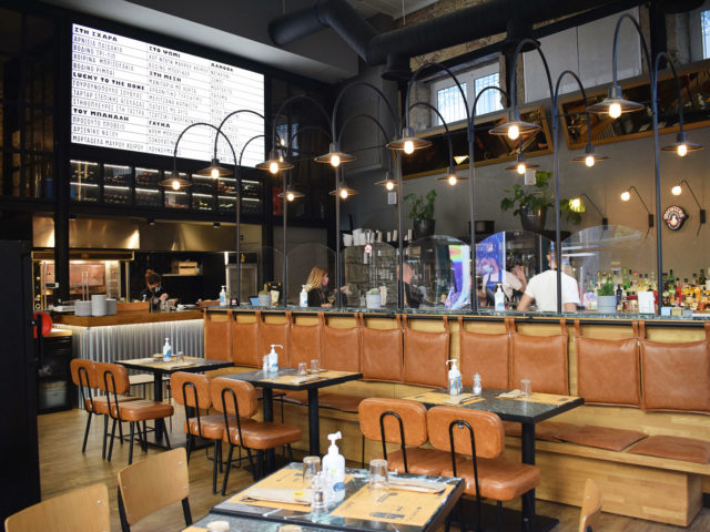 Εσείς ακόμα δεν έχετε δοκιμάσει γουρουνοπούλα με Margarita στο Γκαστόνε;