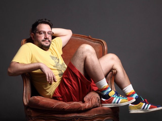 Ο Παύλος Χάπιλλος δεν είναι εδώ για να ανεχτεί την πατριαρχία και το μίσος που δέχονται οι queer άνθρωποι