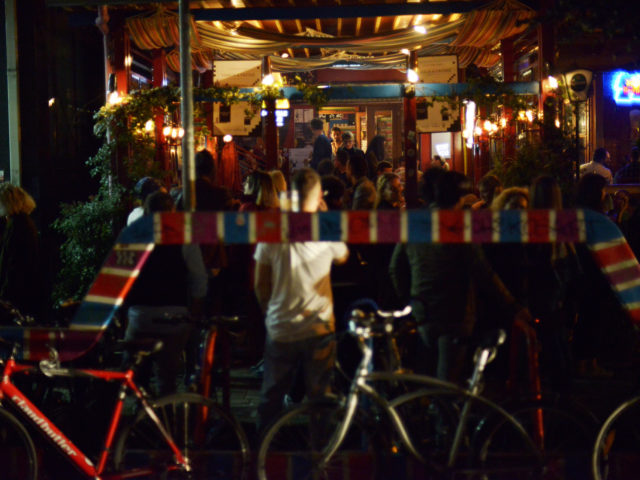 Nouvelle Vague: Το πιο κουλ μπαρ των Τιράνων σας προτείνει τρία εύκολα σπιτικά cocktails