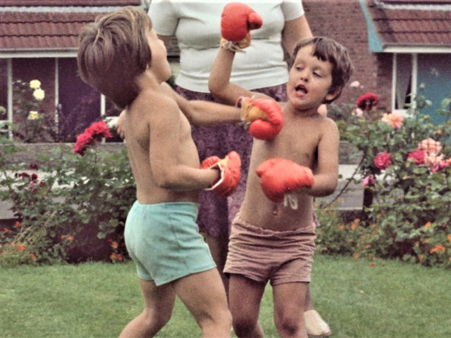 Στο Flying Dream 1, οι Elbow κερνάνε ζεστασιά και ενσυναίσθηση