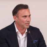 Γιώργος Καπουτζίδης προς Κυριάκο Μητσοτάκη: «Για ποιο λόγο είμαι ο άνθρωπος με τα λιγότερα δικαιώματα;» [BINTEO]