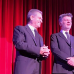 Ο Γιώργος Μαργαρίτης υποδέχεται τον Φοίβο Δεληβοριά στη μουσική σκηνή Σφίγγα