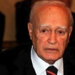 Με τιμές αρχηγού κράτους η κηδεία του Κάρολου Παπούλια – Τριήμερο δημόσιο πένθος