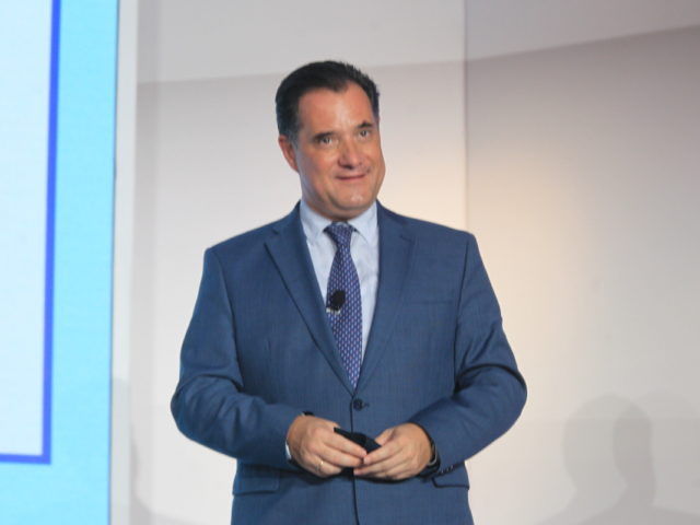 Άδωνις Γεωργιάδης: Αν επιδοτήσουμε rapid test για όλους ασταμάτητα, θα χρεοκοπήσουμε και θα έχουμε μνημόνιο