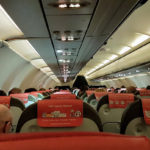 Επιβάτης σε πανικό θέλησε να ανοίξει την πόρτα αεροπλάνου