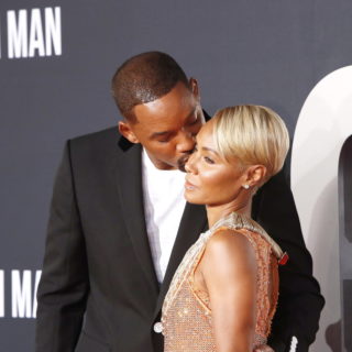 15 χιλιάδες άνθρωποι ζήτησαν από τον Will Smith και τη Jada Pinkett να σταματήσουν να μιλούν δημοσίως για τον γάμο τους