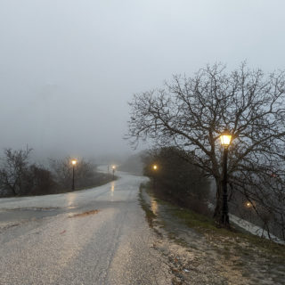 Φωτογραφίες από ένα γκοθ σκηνικό στα Ζαγοροχώρια