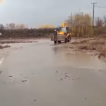 Έντονες πλημμύρες πλήττουν πολλές αγροτικές περιοχές των Σερρών, λόγω της υπερχείλισης χειμάρρων