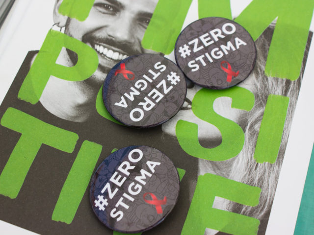 Παγκόσμια Ημέρα AIDS: Η Θετική Φωνή γράφει για την κοινωνική διάσταση του HIV