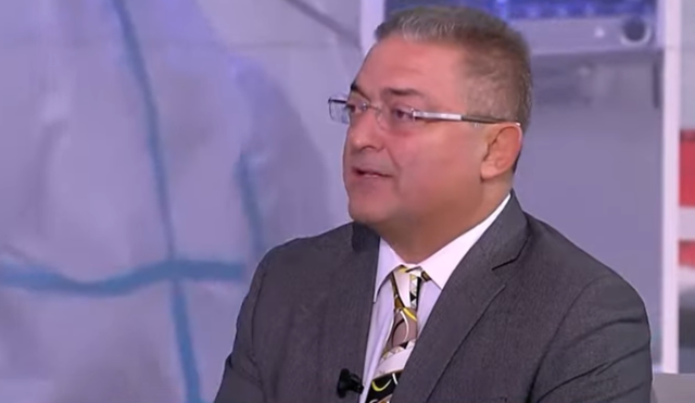 Ο Βασιλακόπουλος προτείνει τα 100 ευρώ να «παρακρατούνται από τη σύνταξη» των ηλικιωμένων [ΒΙΝΤΕΟ]