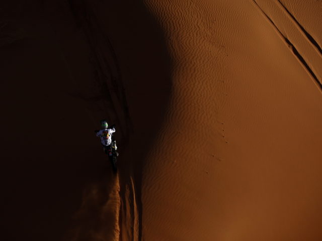 Ράλι Ντακάρ. Οδηγώντας στις ερήμους της Σαουδικής Αραβίας