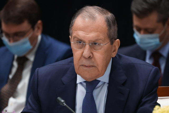 Λαβρόφ: Η Ρωσία δεν θέλει πόλεμο με την Ουκρανία