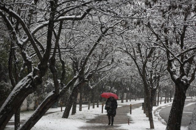 Κλειστά σχολεία και αύριο στην Αττική