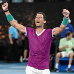 Τεράστιος Ράφα Ναδάλ: Επικράτησε του Μεντβέντεφ μετά από 5 ώρες με 3-2 και κατέκτησε το 21ο grand slam