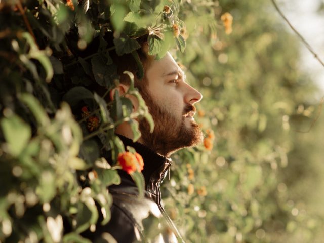 One of Vas: «Πετυχημένη μελωδία είναι αυτή που θα μπορείς να τη σφυρίζεις και στο δρόμο»