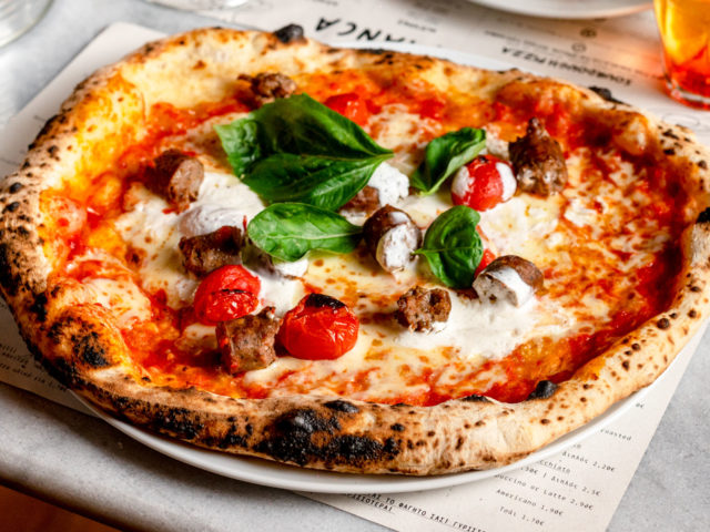 Franco Manca: Η διάσημη Ναπολιτάνικη πίτσα που ξετρέλανε τους Βρετανούς ήρθε στην Αθήνα