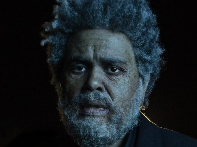 Στο Dawn FM, ένα μοναχικό ραδιόφωνο μετατρέπει τις αναμνήσεις του Weeknd σε soundtrack