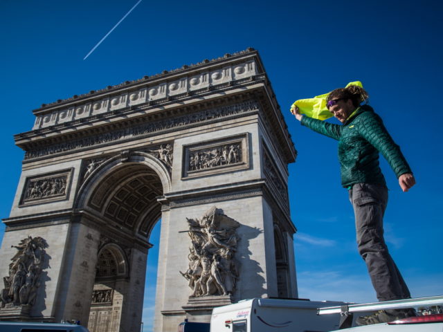Το Κονβόι της Ελευθερίας έφτασε στο Παρίσι