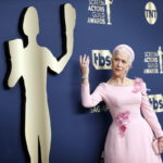 «Να είσαι στην ώρα σου και να μην είσαι μ@λ@κ@ς»: Η Έλεν Μίρεν βραβεύτηκε για την προσφορά της στο σινεμά και αποκάλυψε το μότο της [BINTEO]