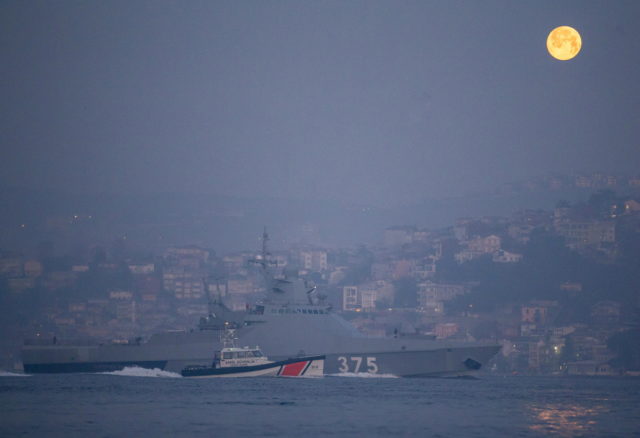 Τουρκία: Κλείνουν ο Βόσπορος και τα Δαρδανέλια για πολεμικά πλοία