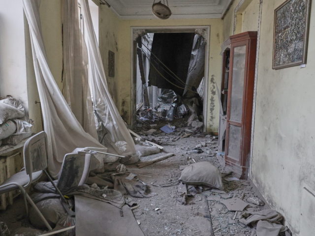 Πόλεμος στην Ουκρανία: Εκκενώνεται το Γενικό Προξενείο της Μαριούπολης