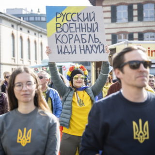 Διαδήλωση κατοίκων της Χερσώνας διαλύθηκε από πυρά αυτόματων όπλων