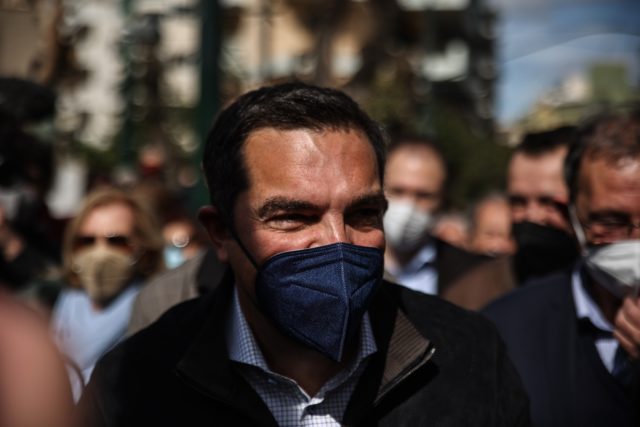 Τσίπρας: «Πολιτική επιλογή Μητσοτάκη να μην συγκρουστεί με τα συμφέροντα»