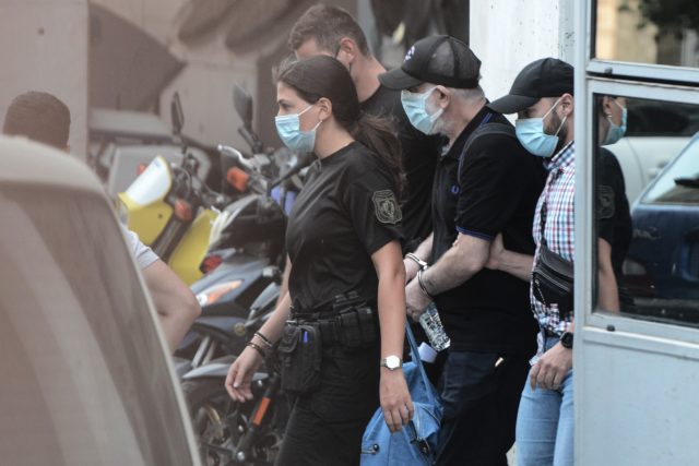 Φιλιππίδης: Δεν θα παραστεί αύριο στη δίκη του