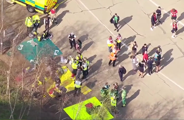 Διαρροή αερίου στο Ολυμπιακό Πάρκο του Λονδίνου [BINTEO]