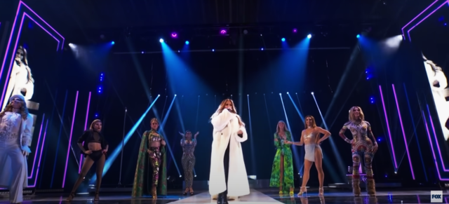 iHeartRadio Awards 2022: Οι νικητές των μουσικών βραβείων [BINTEO]