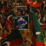 Πακιστάν: Μαζικές διαδηλώσεις ενάντια στην ανατροπή του πρωθυπουργού της χώρας, Ίμραν Χαν