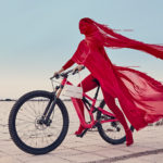 «Cosmic Gardens», η νέα καμπάνια KALOGIROU για την Άνοιξη- Καλοκαίρι 2022 αποτελεί ωδή στη γοητεία του χρόνου