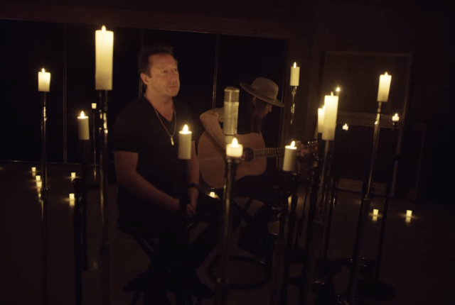 Ο γιος του Τζον Λένον ερμηνεύει το Imagine για τον λαό της Ουκρανίας [ΒΙΝΤΕΟ]