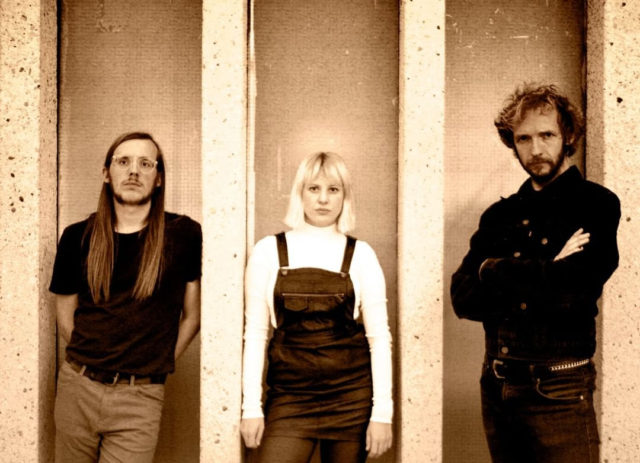 Οι Ολλανδοί De Ambassade έρχονται για ένα σαρωτικό live στην Death Disco!