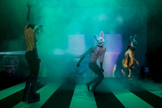 ”We are in the army now” του Ηλία Αδάμ στη Μικρή Σκηνή της Στέγης