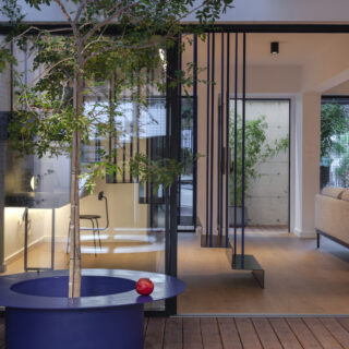 Η φωτεινή μεταμόρφωση μια προσφυγικής κατοικίας