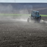 Σχεδόν 25 εκατομμύρια τόνοι σιτηρών είναι αποκλεισμένοι στην Ουκρανία