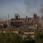 Ρωσικό υπουργείο Άμυνας: Άλλοι 694 Ουκρανοί από το Αζοφστάλ παραδόθηκαν τις τελευταίες 24 ώρες