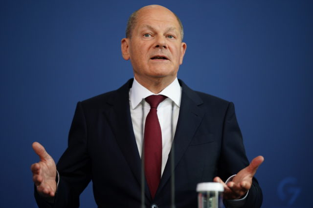 «Βρείτε τα»: Ίσες αποστάσεις από την κυβέρνηση της Γερμανίας για τα ελληνοτουρκικά