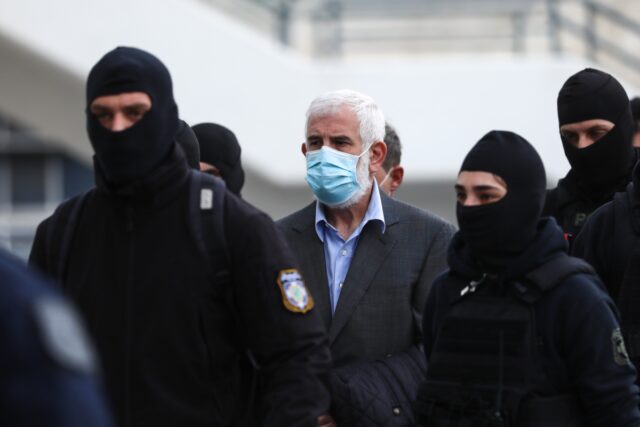 Δίκη Π. Φιλιππίδη: «Ούρλιαζα για να φύγω και μου είπε αν περάσεις την πόρτα θα σε καταστρέψω»