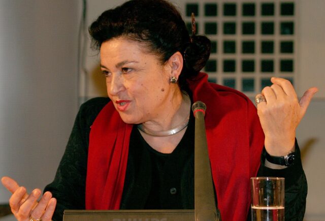 Πέθανε η Μαρίνα Λαμπράκη-Πλάκα