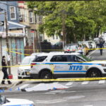 Νέα Υόρκη: 20χρονη σκοτώθηκε με σφαίρα στο κεφάλι ενώ έσπρωχνε το καροτσάκι του μωρού της στο δρόμο