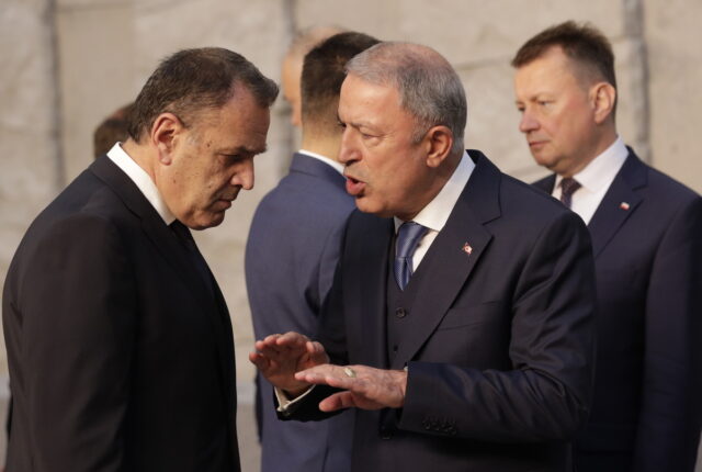 Συνάντηση Παναγιωτόπουλου-Ακάρ στις Βρυξέλλες