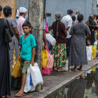 Σρι Λάνκα: Από τουριστικός παράδεισος, καζάνι της κόλασης ενός δυστοπικού μέλλοντος