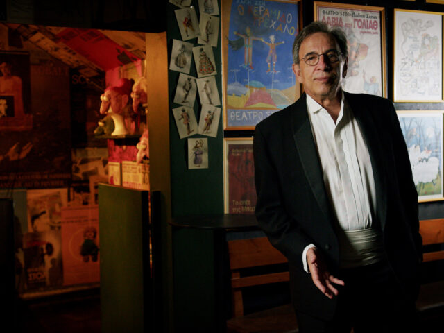 Διονύσης Τσακνής: Οι φωνές της αντίστασης στην αποβλάκωση πάντα υπάρχουν