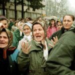 Η Ολλανδία ζητά συγγνώμη για τον ρόλο των Ολλανδών κυανόκρανων του ΟΗΕ στη γενοκτονία Βόσνιων Μουσουλμάνων στη Σρεμπρένιτσα