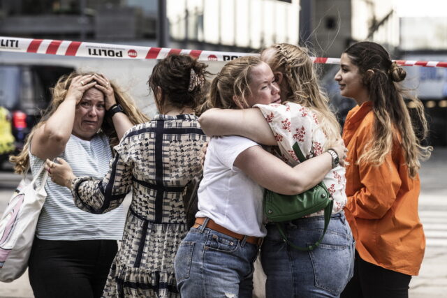 Τρεις νεκροί από επίθεση ενόπλου σε εμπορικό κέντρο στην Κοπεγχάγη