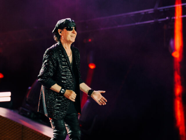 Scorpions και Alice Cooper, στην πιο glam στιγμή του καλοκαιριού